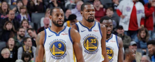 利雅得胜利vs费哈：C罗领衔，马内、菲利克斯、科曼首发（利雅得胜利战费哈：C罗挂帅，马内、菲利克斯、科曼先发）