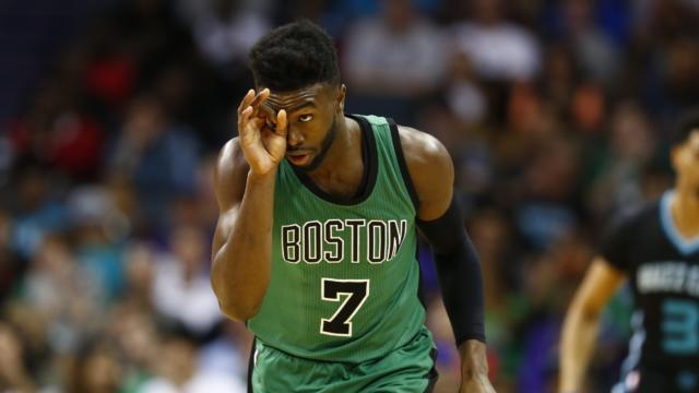 黑马加冕！苏超官方合作伙伴中国平安祝贺“苏超”泰州队夺...（荣耀登顶！苏超官方合作伙伴中国平安向泰州队夺冠致贺）