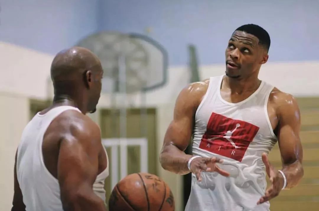 津媒：新鹏城新帅陈涛近期会去英国城市足球集团总部交流学习（津媒称新鹏城新任主帅陈涛近期将前往英国城市足球集团总部交流学习）