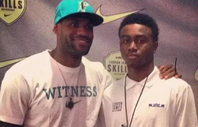 NBA杯半决赛看点：文班复出欲终结雷霆连胜，班凯罗PK布伦森（NBA杯半决赛前瞻：文班复出冲击雷霆连胜，班凯罗对决布伦森）