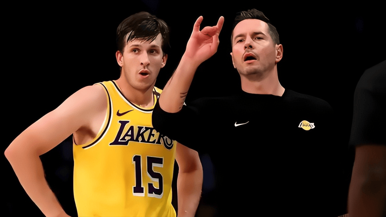 中超联赛总结：积分榜前三分析,（中超赛季回顾：积分榜前三队解析）