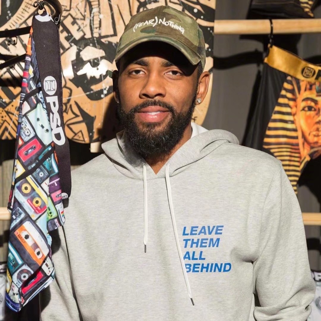 科里纳：正讨论足球中教练喊暂停的可能性，努力寻找解决方案（科里纳：正探讨在足球引入教练暂停的可行性，方案制定加紧推进）