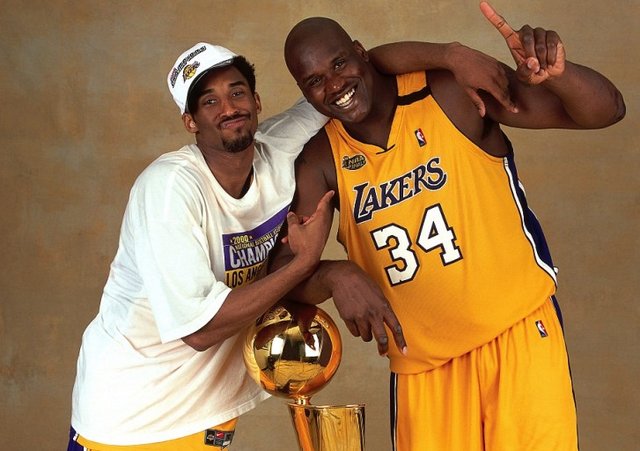 国脚连续进球引领全队节奏（国脚连场建功掌控全队节奏）